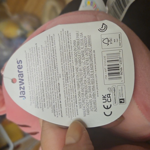 Squishmallows Geraldine the Pink Tabby Cat, 5-inch plush toy - Picture 6 of 6